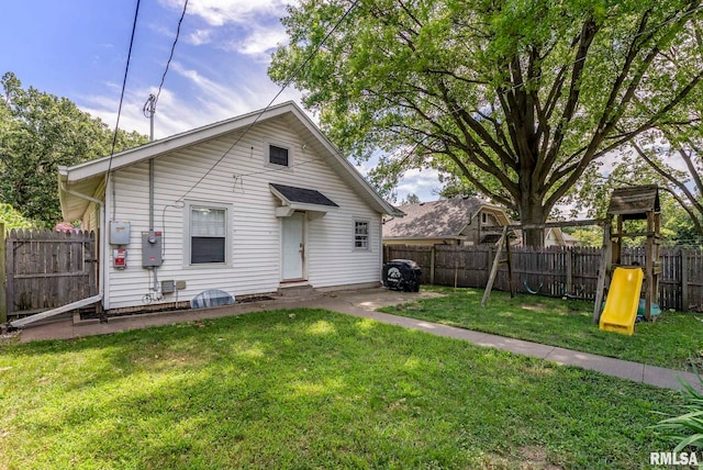 2512 E 18th St, Davenport, IA 52803 - photo 5