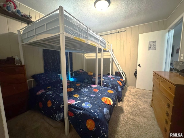 502 S Day St, West Frankfort, IL 62896 - carpeted bedroom with a textured ceiling