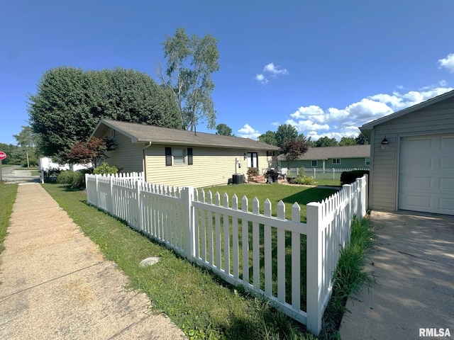 502 S Day St, West Frankfort, IL 62896 - view of home's exterior
