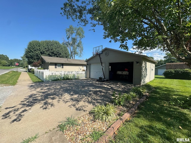 502 S Day St, West Frankfort, IL 62896 - view of detached garage