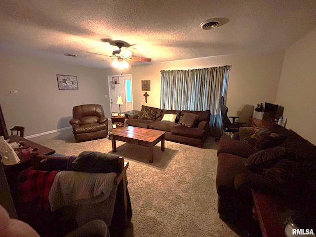 502 S Day St, West Frankfort, IL 62896 - carpeted living room featuring ceiling fan and a textured ceiling