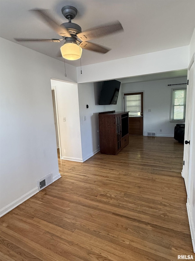704 Washington St, New Windsor, IL 61465 - photo 14