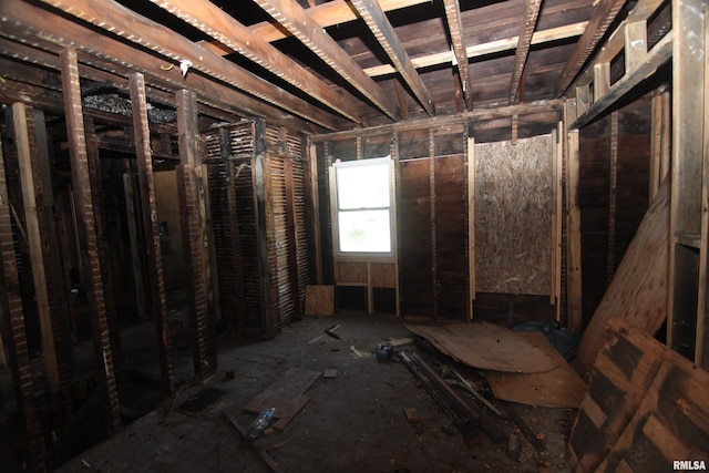 2243 W 4th St, Davenport, IA 52802 - photo 7