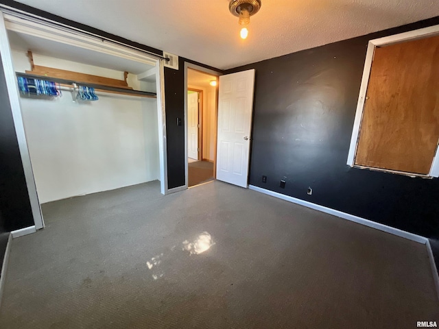 915 S 5th St, Clinton, IA 52732 - view of unfurnished bedroom