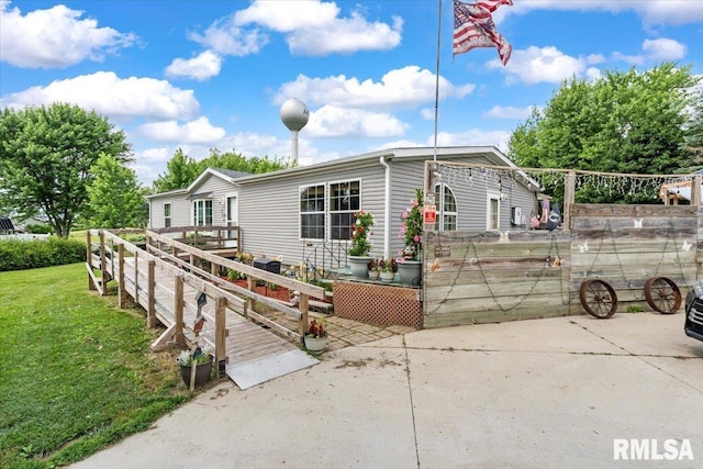 524 6th St, Andover, IL 61233 - view of manufactured / mobile home
