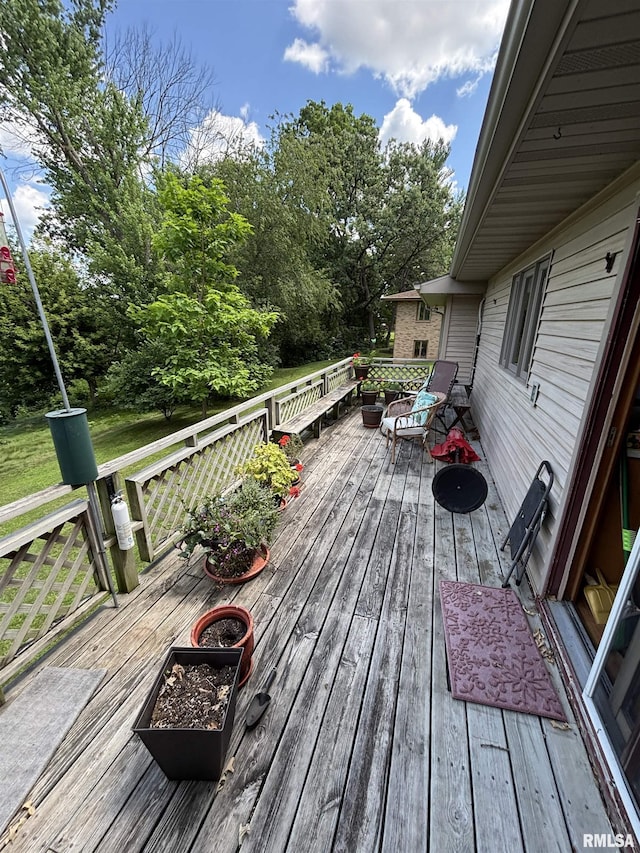403 N 10th St, Clinton, IA 52732 - photo 8