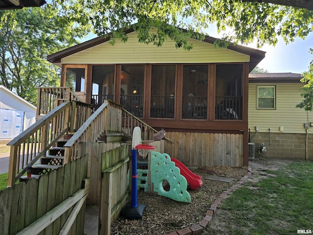 832 9th St, Colona, IL 61241 - photo 6