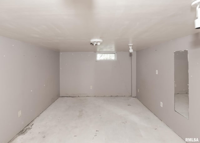 2416 Mcmillan Ct, Rock Island, IL 61201 - photo 6