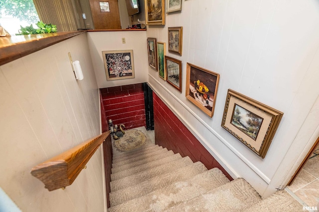 613 S Locust, West Frankfort, IL 62896 - view of stairway