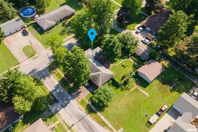 613 S Locust, West Frankfort, IL 62896 - aerial view of residential area