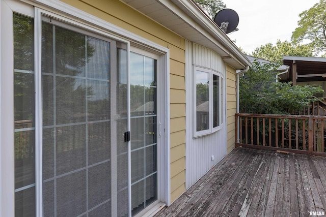 2518 13th St, Rock Island, IL 61201 - view of wooden deck