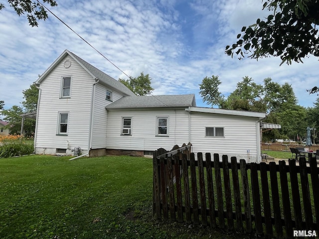247 W Garfield St, Kewanee, IL 61443 - rear view of property