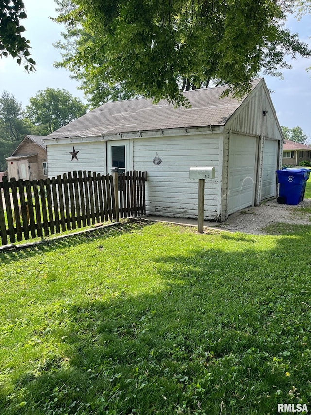 247 W Garfield St, Kewanee, IL 61443 - view of detached garage