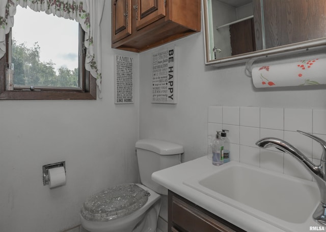 8527 W 17th St, Rock Island, IL 61201 - full bathroom with toilet and vanity