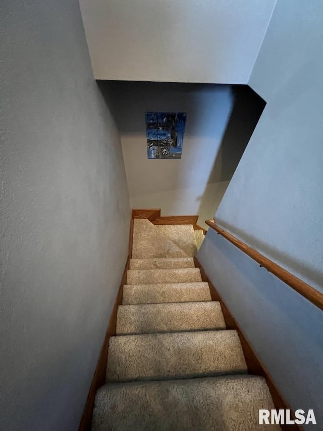 129 Glenview Dr, Sherrard, IL 61281 - view of stairs