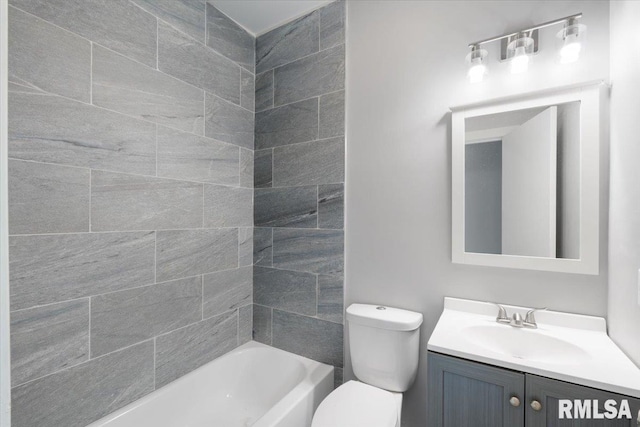 619 51st St, Moline, IL 61265 - bathroom featuring vanity and bathtub / shower combination