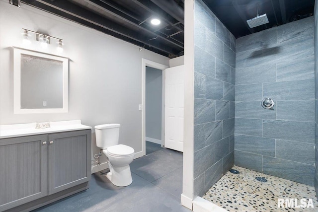 619 51st St, Moline, IL 61265 - bathroom with a tile shower and vanity