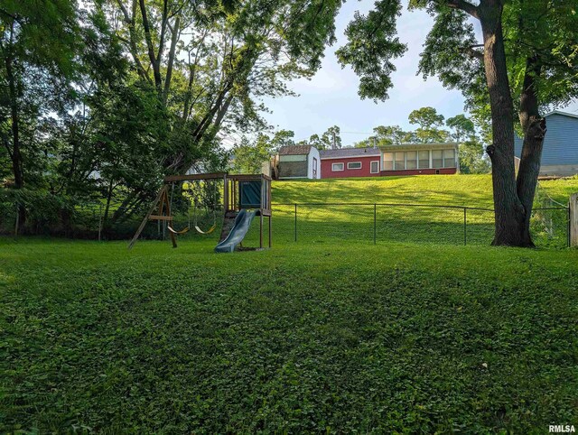 3014 W 1st St, Davenport, IA 52804 - photo 6
