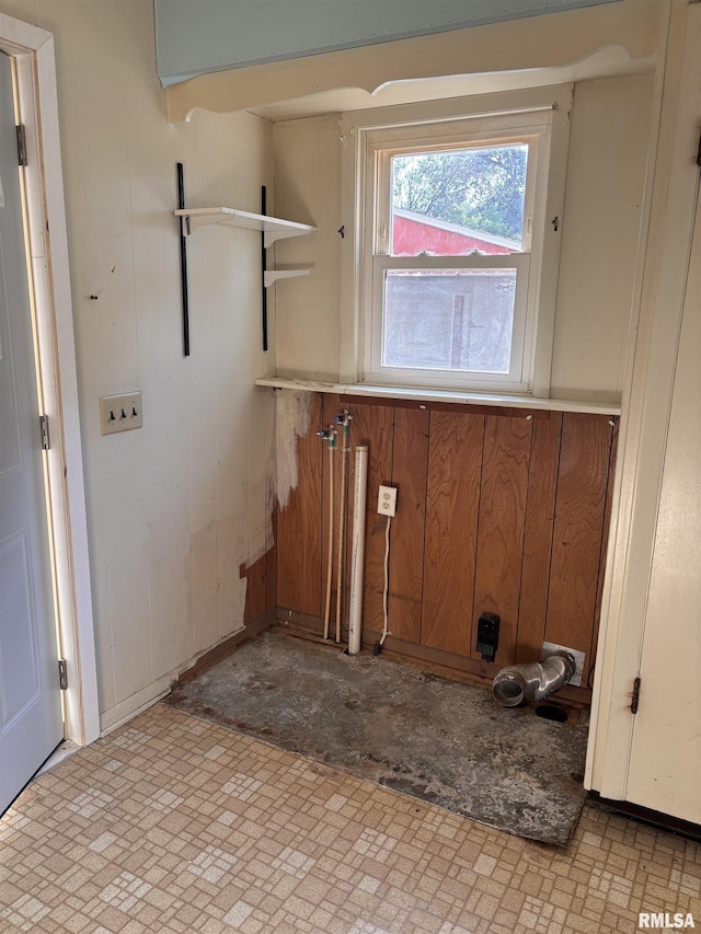 324 S Cottage St, Kewanee, IL 61443 - laundry area featuring wooden walls and hookup for a washing machine