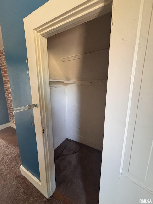 324 S Cottage St, Kewanee, IL 61443 - view of closet