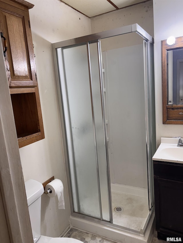 324 S Cottage St, Kewanee, IL 61443 - bathroom featuring a stall shower and vanity