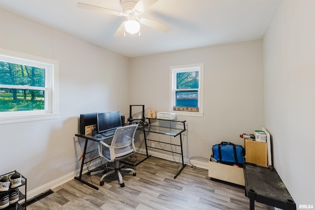 504 E Vermont St, Carterville, IL 62918 - office featuring wood finished floors and ceiling fan