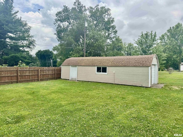 15 5th St, Matherville, IL 61263 - view of yard with an outdoor structure and view of scattered trees