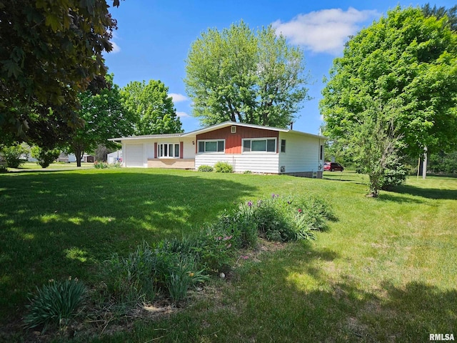 30154 395th Ave, Bellevue, IA 52031 - single story home with a front lawn and an attached garage