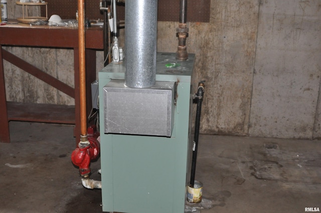 30154 395th Ave, Bellevue, IA 52031 - utilities with a heating unit