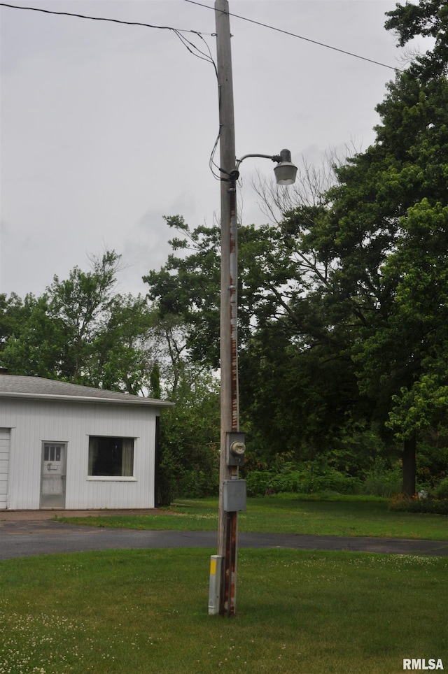30154 395th Ave, Bellevue, IA 52031 - view of green lawn