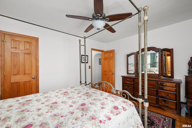 5003 48th St, Moline, IL 61265 - bedroom with wood finished floors and ceiling fan
