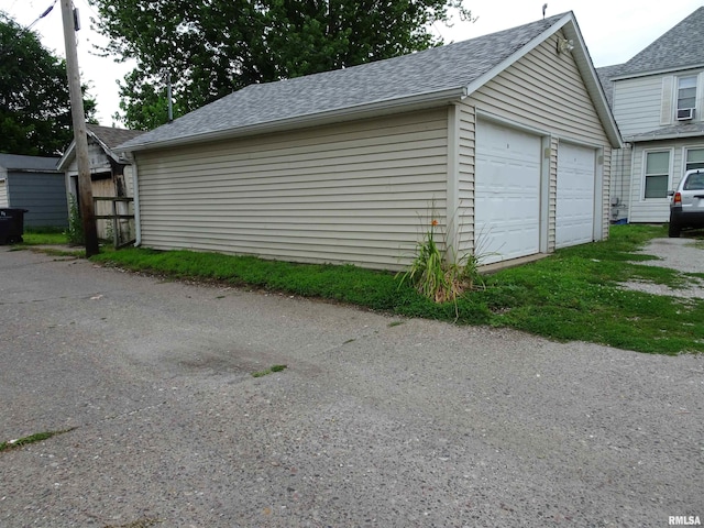 608-610 26th St, Rock Island, IL 61201 - view of detached garage