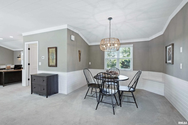 118 Ridgewood Ave, Davenport, IA 52803 - carpeted dining space with ornamental molding, wainscoting, and a chandelier