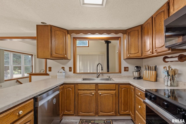 1324 N 13th Ave, Clinton, IA 52732 - photo 7