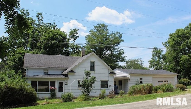 211 N Union St, Kewanee, IL 61443 - photo 2