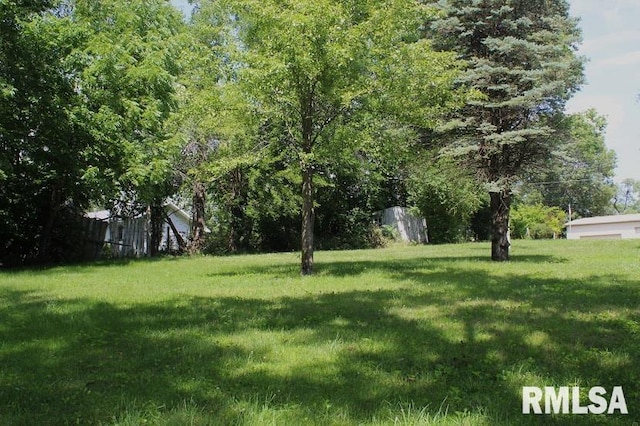 211 N Union St, Kewanee, IL 61443 - photo 9