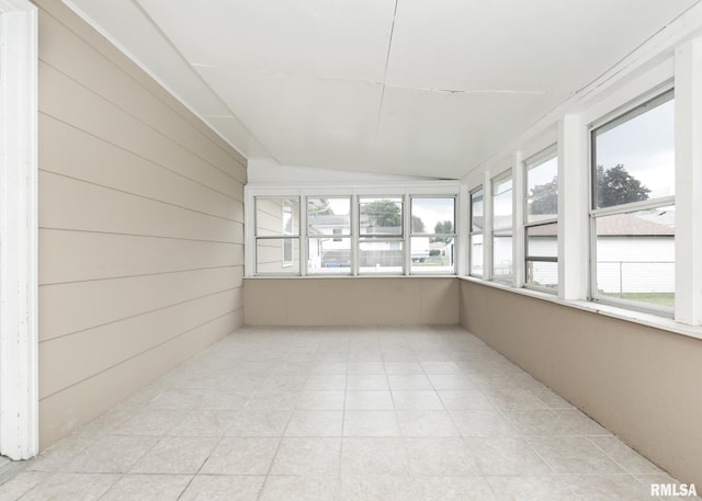 1310 Calvin St, Davenport, IA 52804 - photo 5