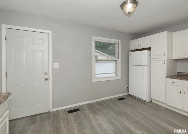 1310 Calvin St, Davenport, IA 52804 - photo 6
