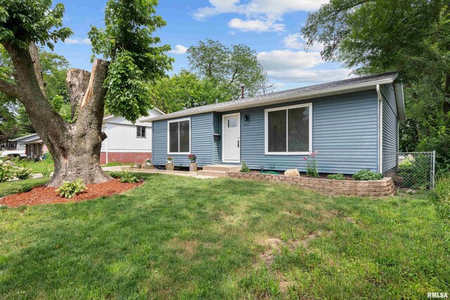 3416 W 29th St, Davenport, IA 52804