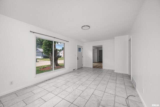 3416 W 29th St, Davenport, IA 52804