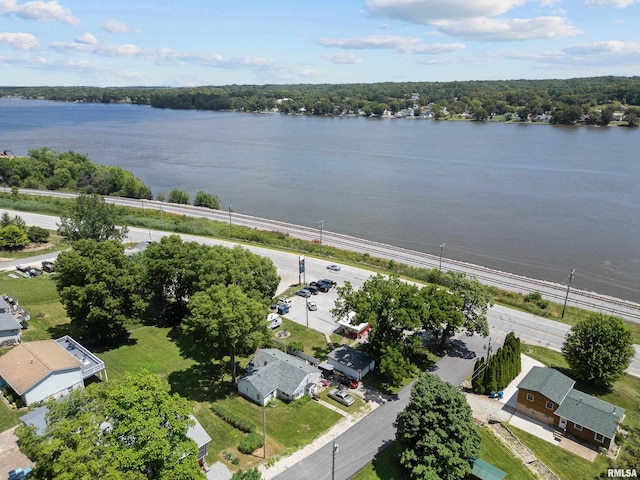 1204 N Cody Rd, Le Claire, IA 52753 - bird's eye view of a nearby body of water