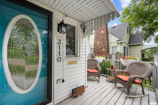 3110 Jefferson Ave, Davenport, IA 52803 - view of wooden porch