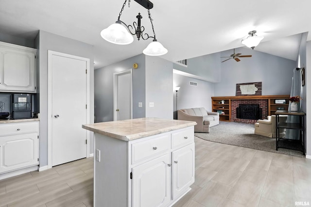 732 W 59th St, Davenport, IA 52806 - photo 14