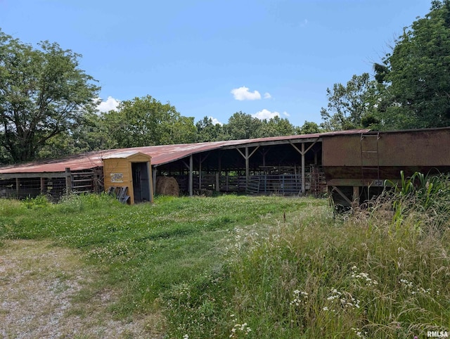 340 Dameron Ln, Vienna, IL 62995 - view of vehicle parking with an exterior structure