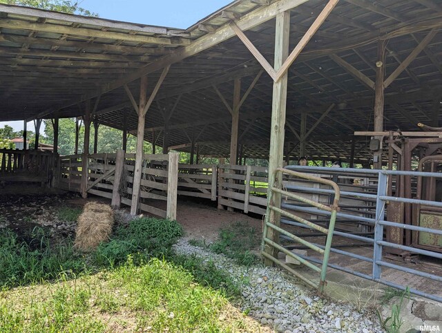 340 Dameron Ln, Vienna, IL 62995 - view of horse barn