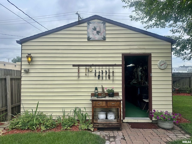 1723 Pershing Blvd, Clinton, IA 52732 - view of outdoor structure