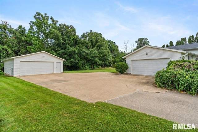 17223 N Cedar Rd, East Moline, IL 61244 - view of detached garage