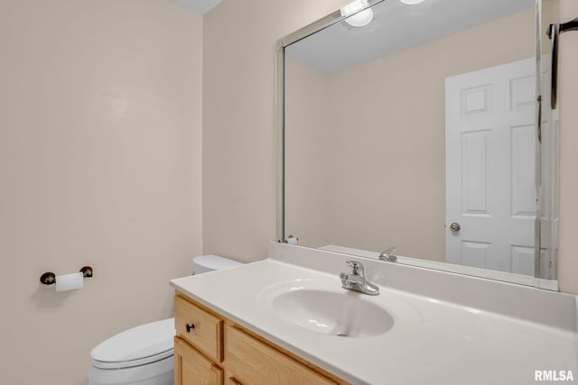 1039 Bluff Ln, Le Claire, IA 52753 - finished below grade area featuring carpet, recessed lighting, and stairs