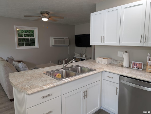 121 W Sloan St, Harrisburg, IL 62946 - photo 23