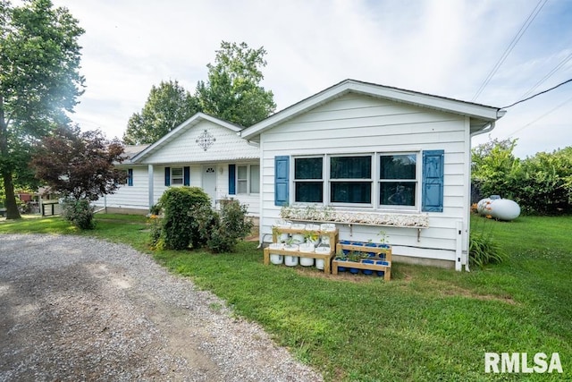17000 Log Cabin Rd, Marion, IL 62959 - view of front of property featuring a front yard